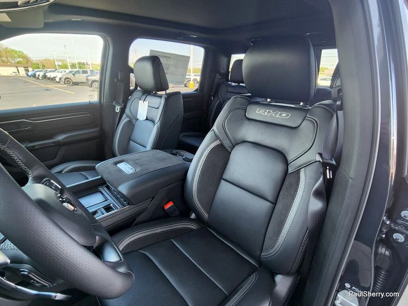 New 2026 RAM 1500 Rho Crew Cab 4x4 5'7' Box
