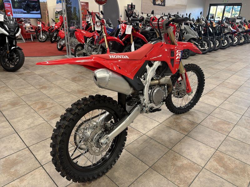 New 2026 Honda CRF450R Image 17