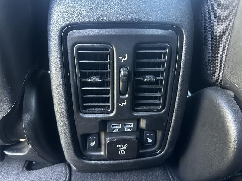 2023 Dodge Durango GT photo 11