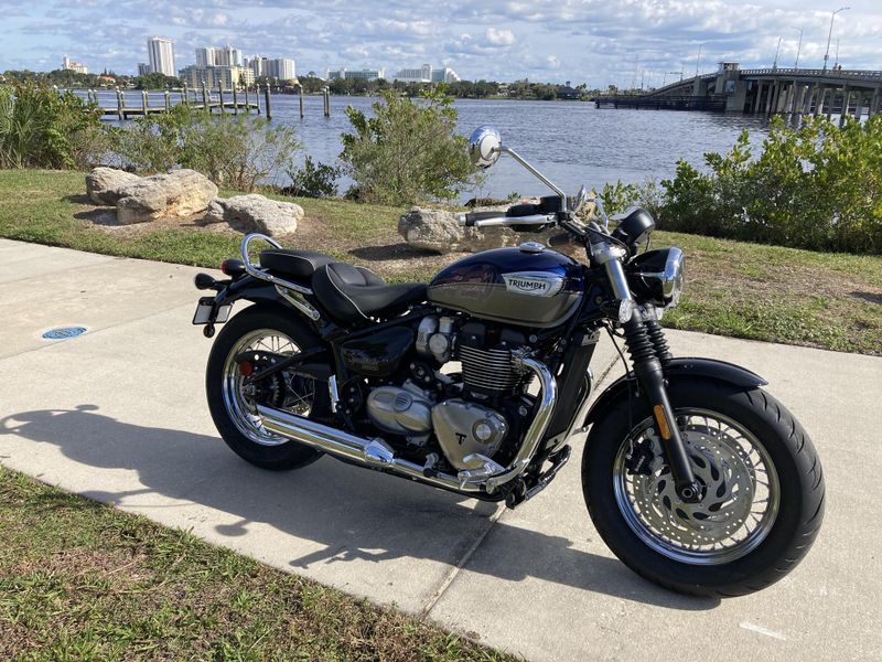 2025 Triumph Bonneville Speedmaster