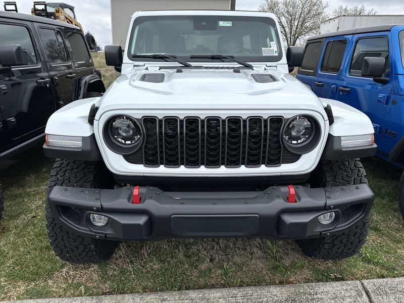 2024 Jeep Wrangler 4-door Rubicon XImage 2