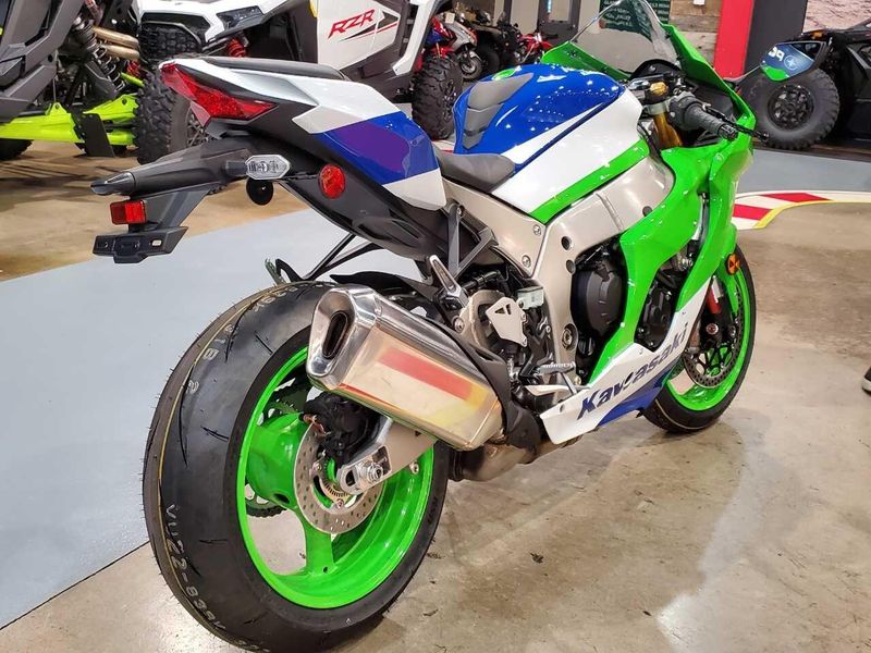Used 2024 Kawasaki NINJA ZX 10R ABS KRT EDITION Image 9