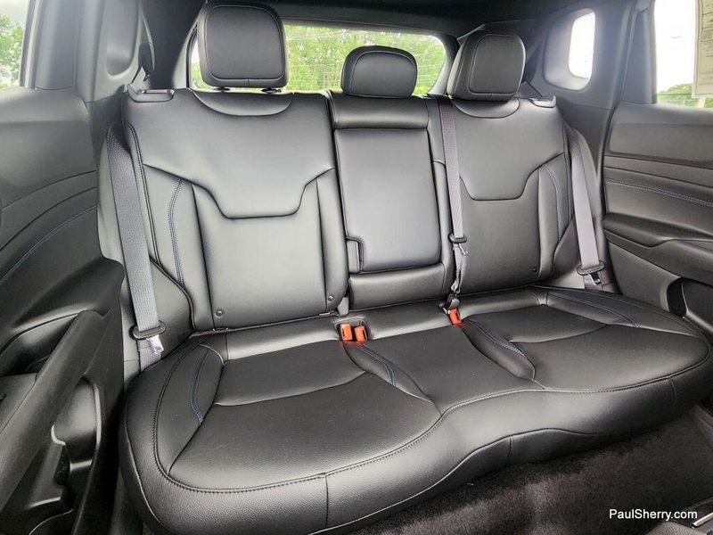 2025 Jeep Compass Limited 4x4Image 39