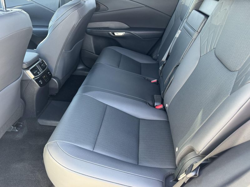 Used 2026 Lexus RX 450h+ PremiumImage 34