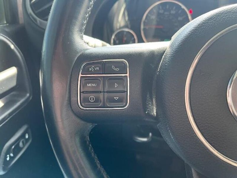 2017 JEEP WRANGLER Unlimited SportImage 9