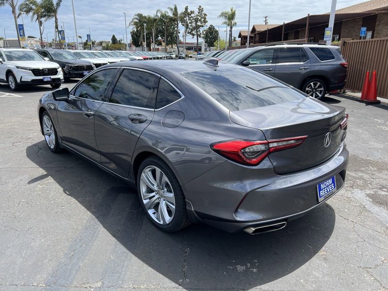 2021 Acura TLX w/Technology PackageImage 2