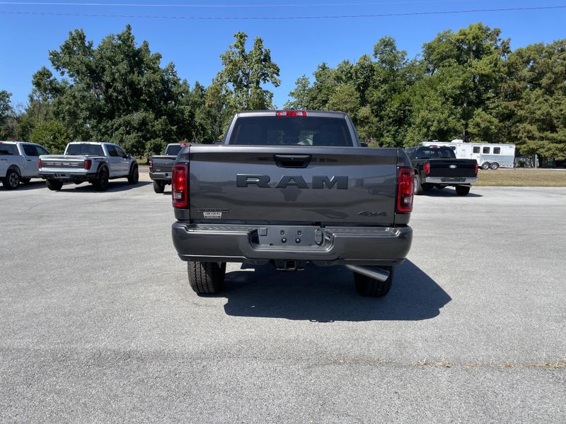 2025 Ram 2500 Big Horn photo 6