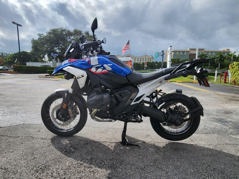 BMW Super Tech グラベルバイク Inventory | Motos America