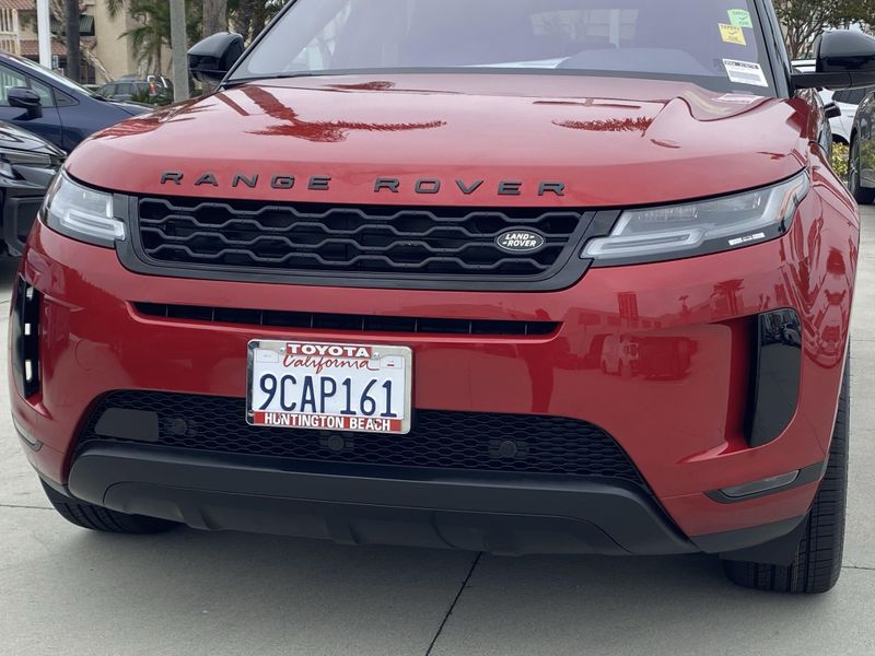 Used 2020 Land Rover Range Rover Evoque SEImage 9