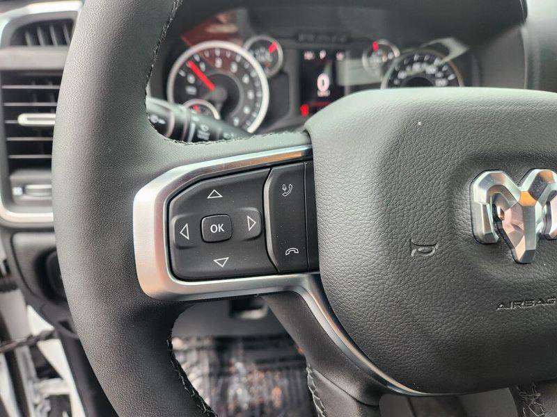 New 2026 RAM 1500 Big Horn Crew Cab 4x4 5'7' Box