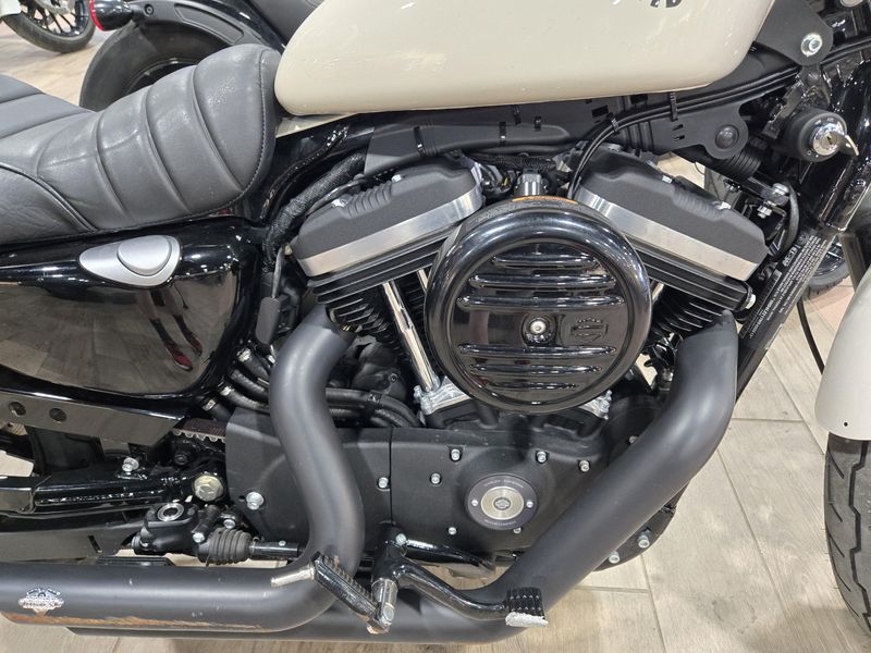USED 2022 HARLEY SPORTSTER IRON 883 Image 10