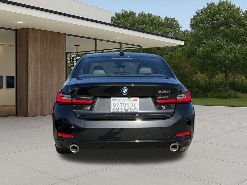 Used 2025 BMW 3 Series 330iImage 10