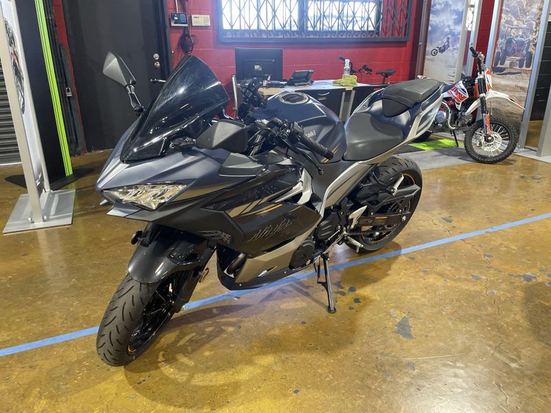 Used 2023 Kawasaki NINJA 400 Image 4