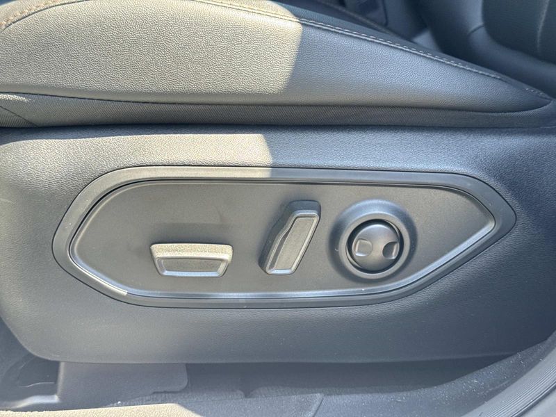 New 2026 Jeep Cherokee Limited 4x4
