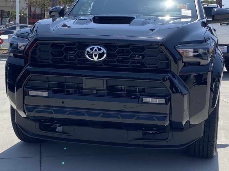 New 2025 Toyota 4Runner TRD SportImage 7