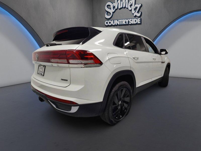 Used 2026 Volkswagen Atlas Cross Sport SE AWD w/Technology & SunroofImage 14
