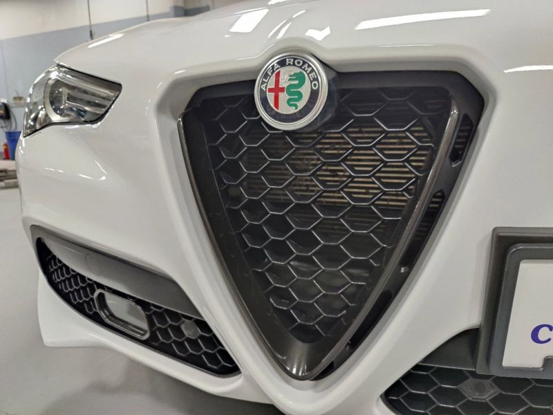 2023 Alfa Romeo Stelvio Veloce AWD w/Premium & Activ AsstImage 14