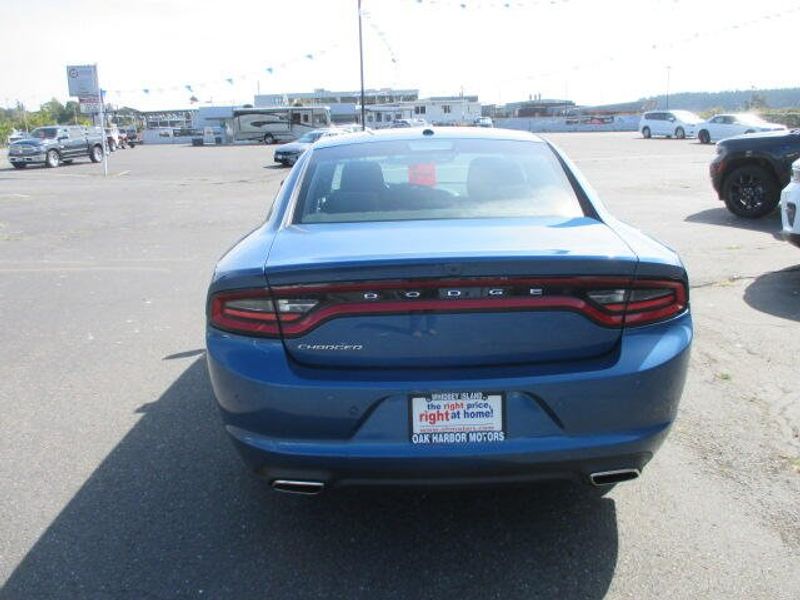 Used 2022 Dodge Charger SXTImage 7
