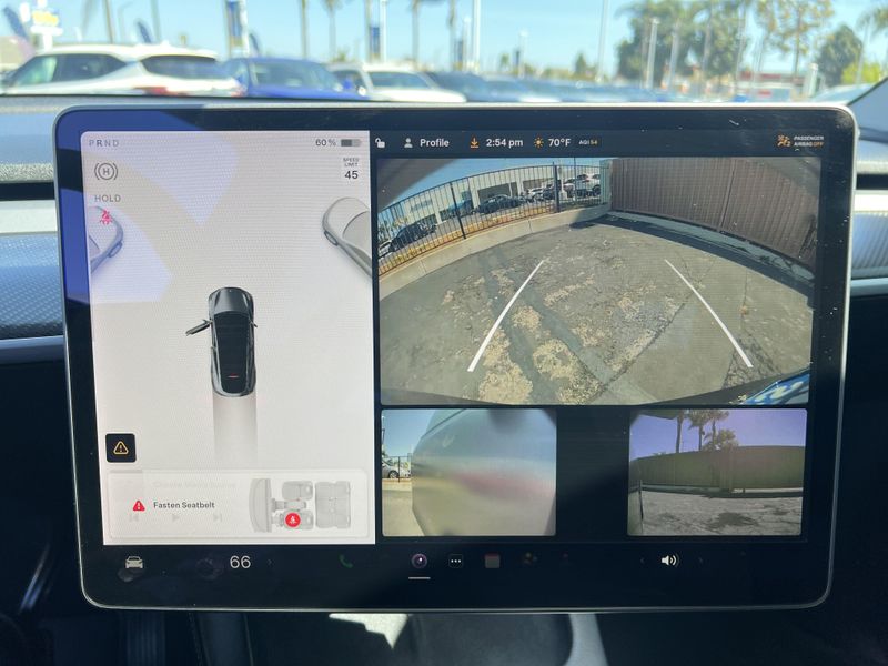 2021 Tesla Model Y Long RangeImage 15