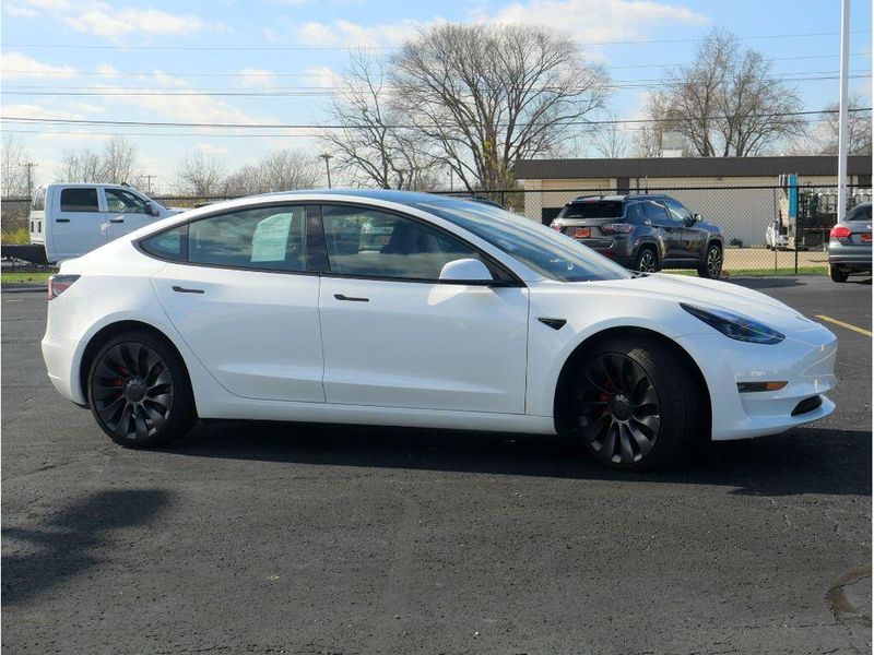 2023 Tesla Model 3 PerformanceImage 8