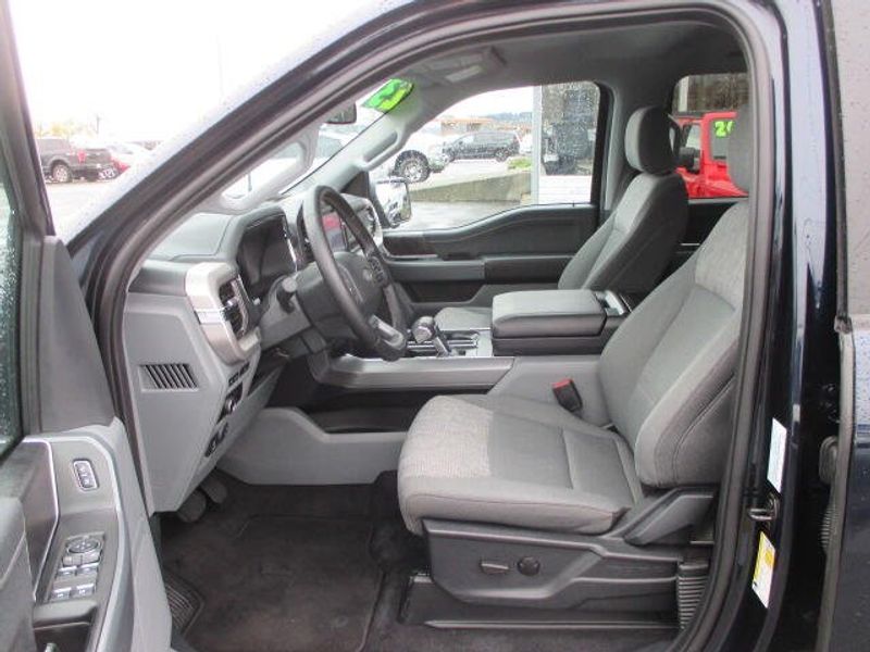 Used 2023 Ford F-150 Lightning XLImage 16