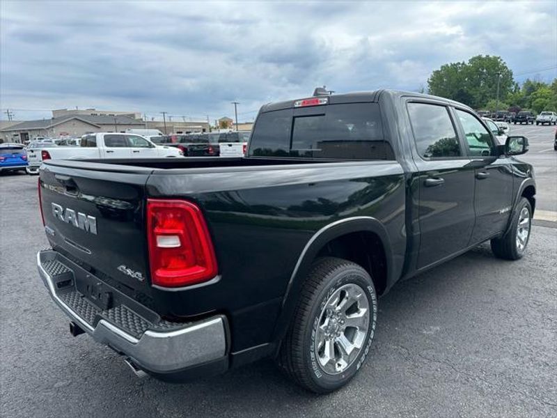 2025 RAM 1500 Big Horn Crew Cab 4x4 5