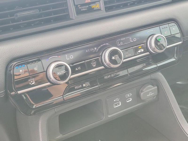 2025 Honda Pilot Elite photo 19
