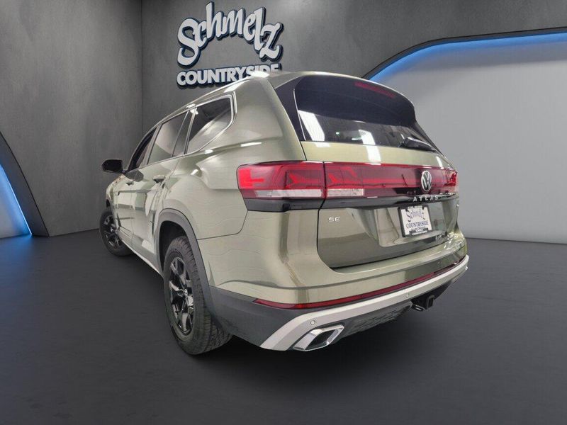 Used 2025 Volkswagen Atlas Peak Edition AWD w/SunroofImage 13