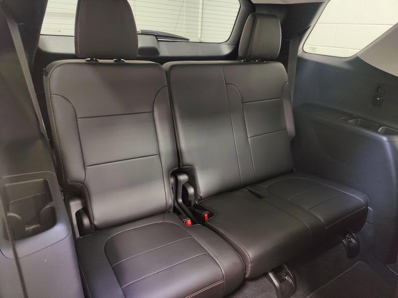 2021 Chevrolet Traverse Premier High Country photo 21
