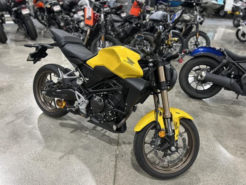 Used 2024 Honda CB300R ABS Image 5