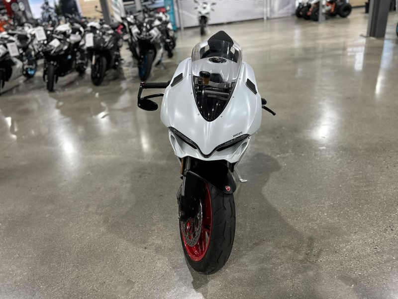Used 2018 Ducati PANIGALE 959 Image 12