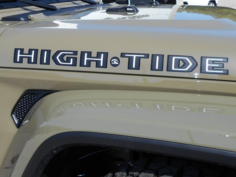 2025 Jeep Gladiator High Tide 4x4Image 28