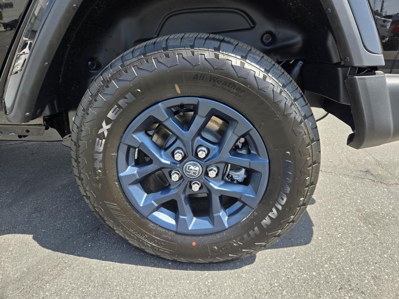 New 2026 Jeep Wrangler 4-door 85th Anniversary Edition