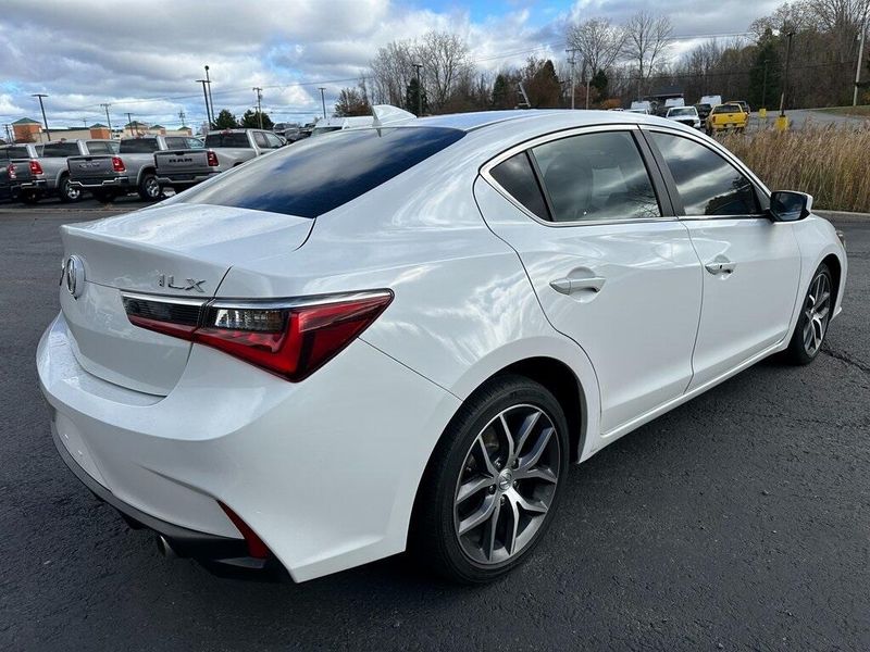 2019 Acura ILX Technology PackageImage 13