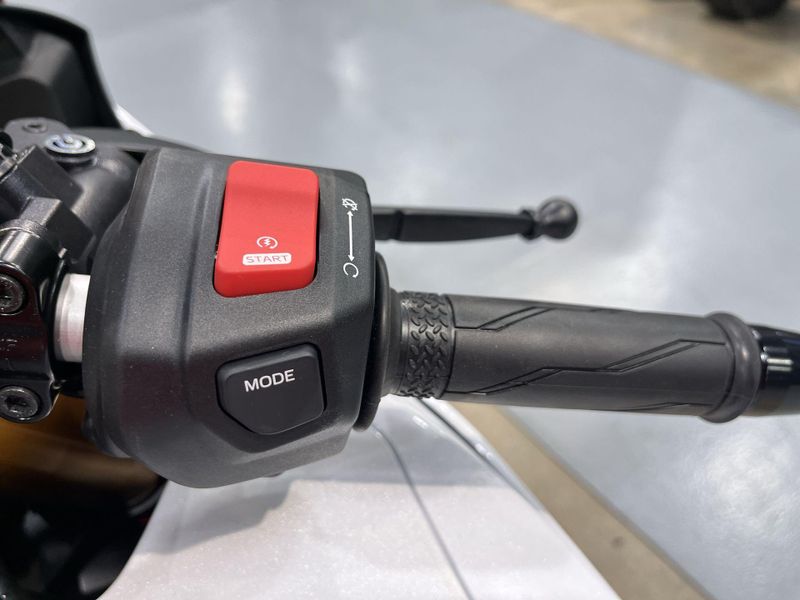 New 2026 Yamaha YZF-R7 70TH ANNIVERSARY EDITION Image 22