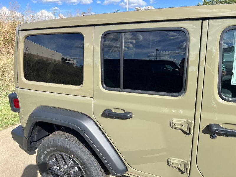 New 2025 Jeep Wrangler 4-door Sport SImage 6