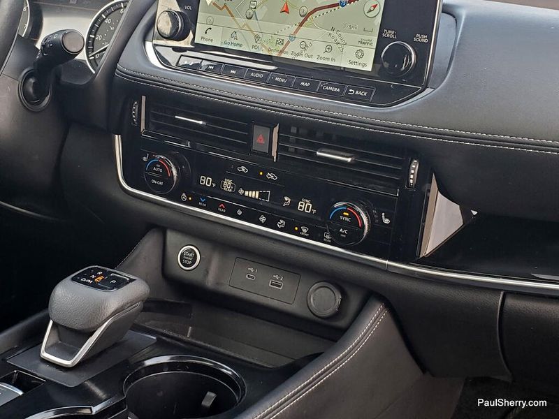 Used 2023 Nissan Rogue SL