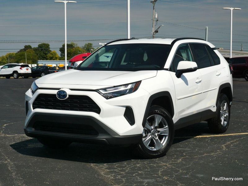 2024 Toyota RAV4 Hybrid LE photo 6