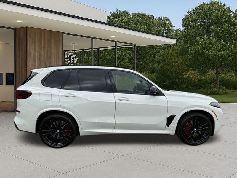 New 2026 BMW X5 M60iImage 7