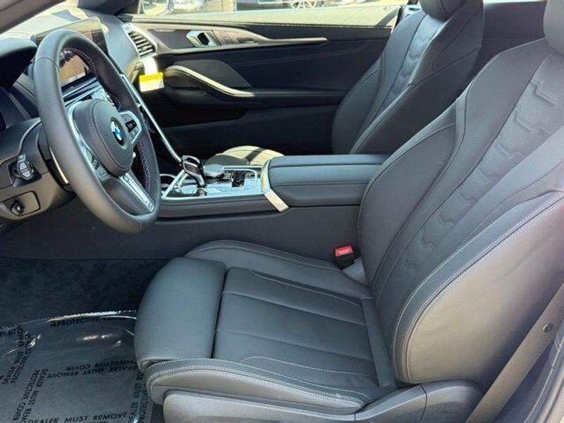 New 2026 BMW 8 Series M850i xDriveImage 17