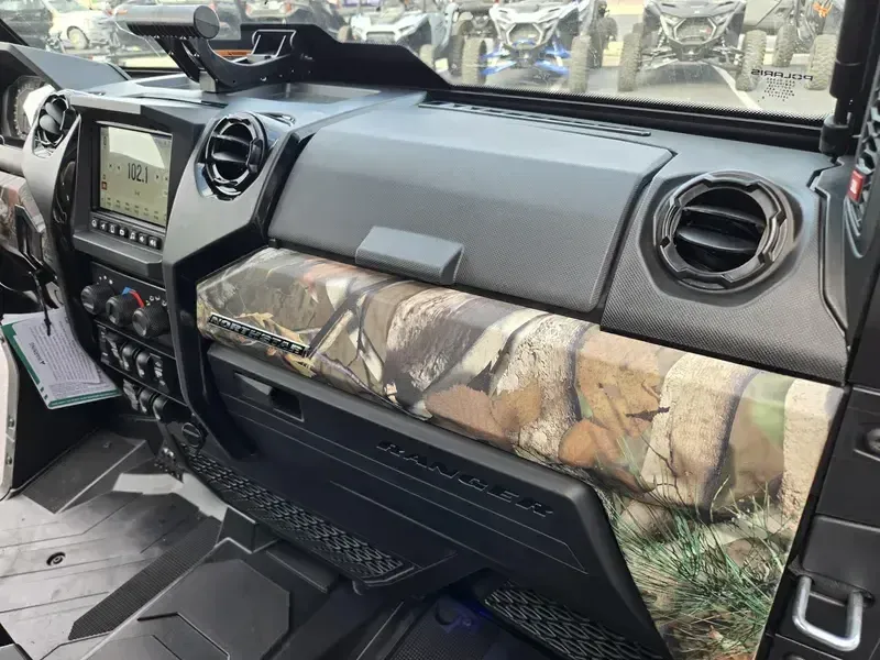 2025 Polaris RANGER CREW XD 1500 NORTHSTAR EDITION ULTIMATE PURSUIT CAMO Image 17