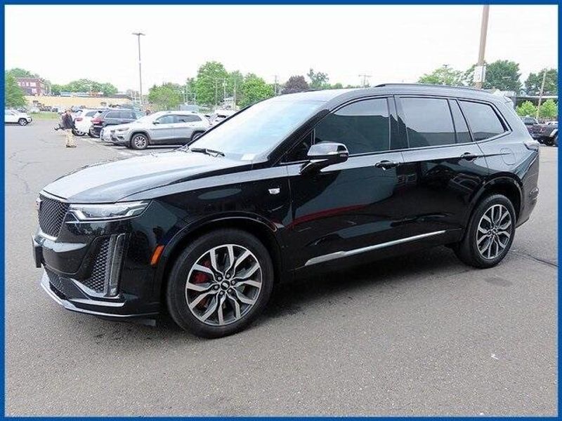 2023 Cadillac XT6 SportImage 1