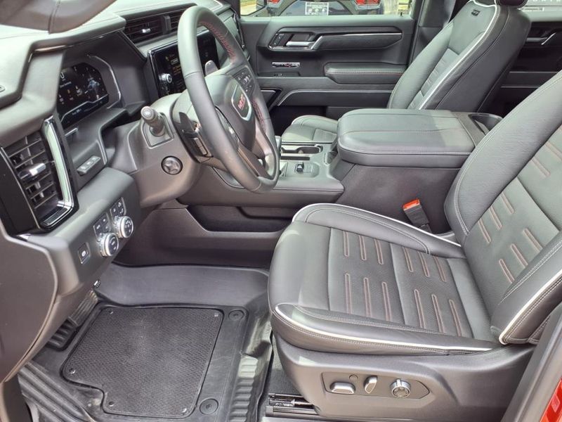 2024 GMC Sierra 1500 AT4XImage 18