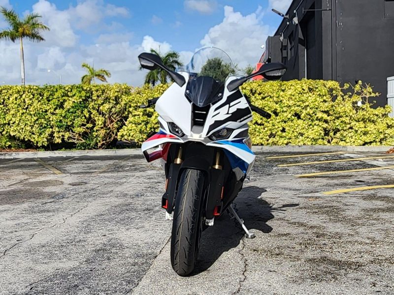 2026 BMW S 1000 RRImage 2