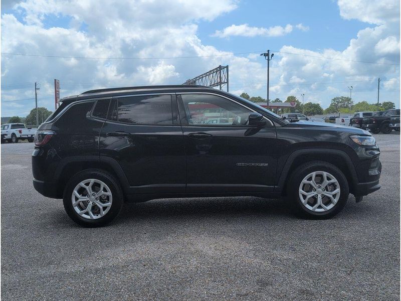 Used 2024 Jeep Compass LatitudeImage 6