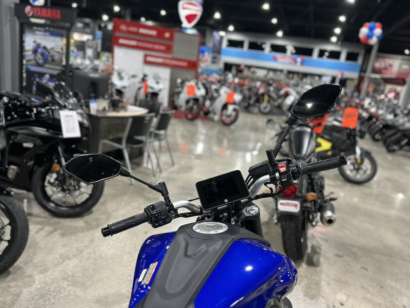 Used 2024 Yamaha MT-07 Image 12