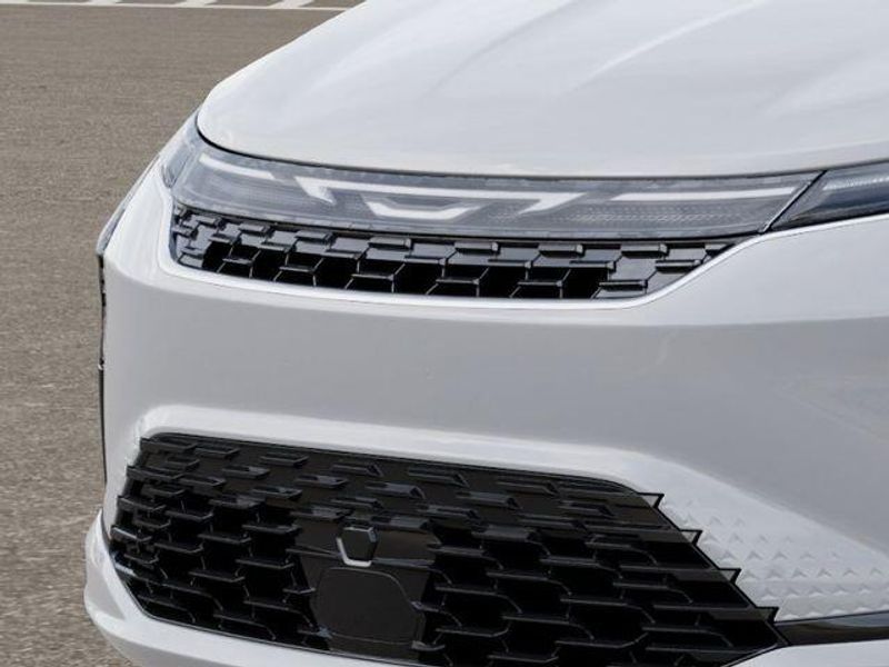 New 2027 Chrysler Pacifica LimitedImage 11