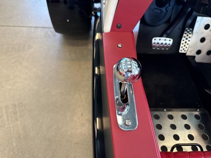 2023 Vanderhall Venice GTS