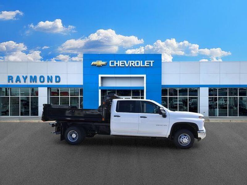New 2026 Chevrolet Silverado 3500HD Work TruckImage 2