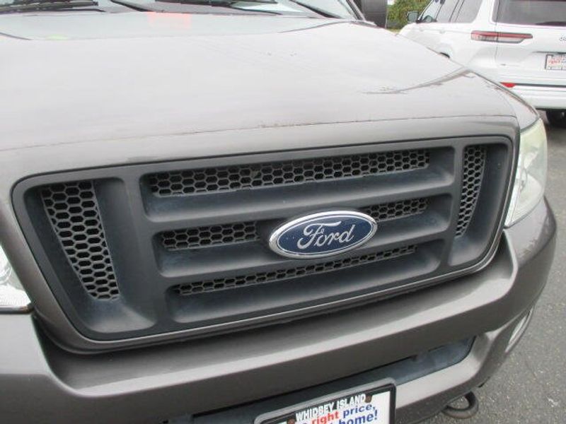 Used 2004 Ford F-150 Image 4